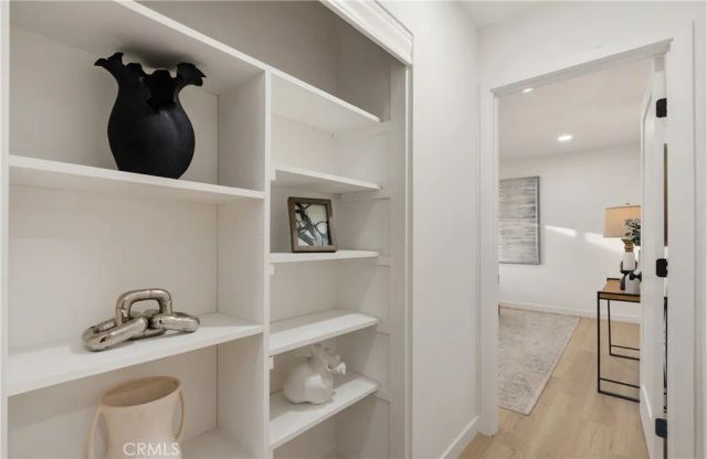 1921 W Clearbrook, Anaheim, CA 92804