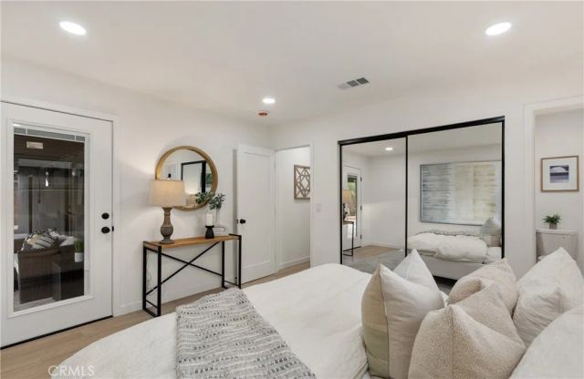 1921 W Clearbrook, Anaheim, CA 92804