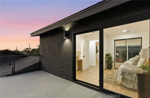 1921 W Clearbrook, Anaheim, CA 92804