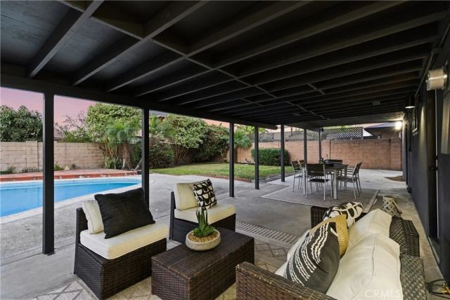 1921 W Clearbrook, Anaheim, CA 92804