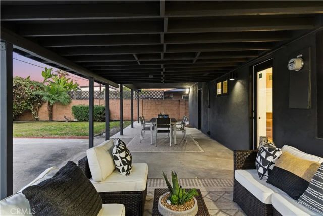 1921 W Clearbrook, Anaheim, CA 92804