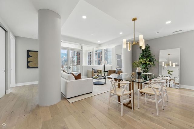 146 W Erie Street 602, Chicago, IL 60654