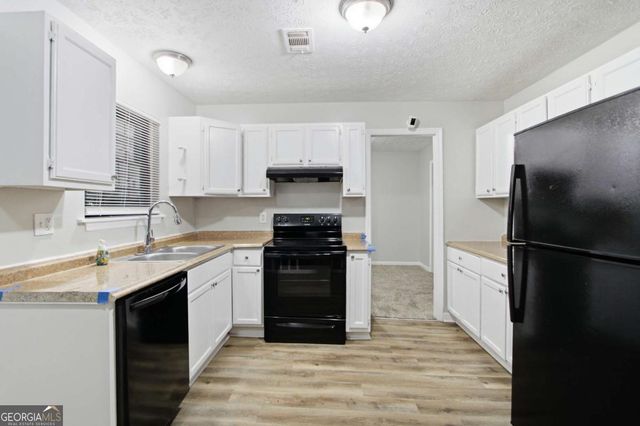 1292 Brookvale Drive, Riverdale, GA 30296