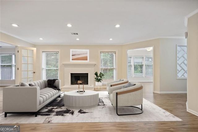 911 Hollyfax Circle NE, Atlanta, GA 30328