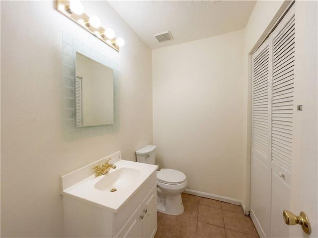 5328 Ridge Forest Drive, Stone Mountain, GA 30083