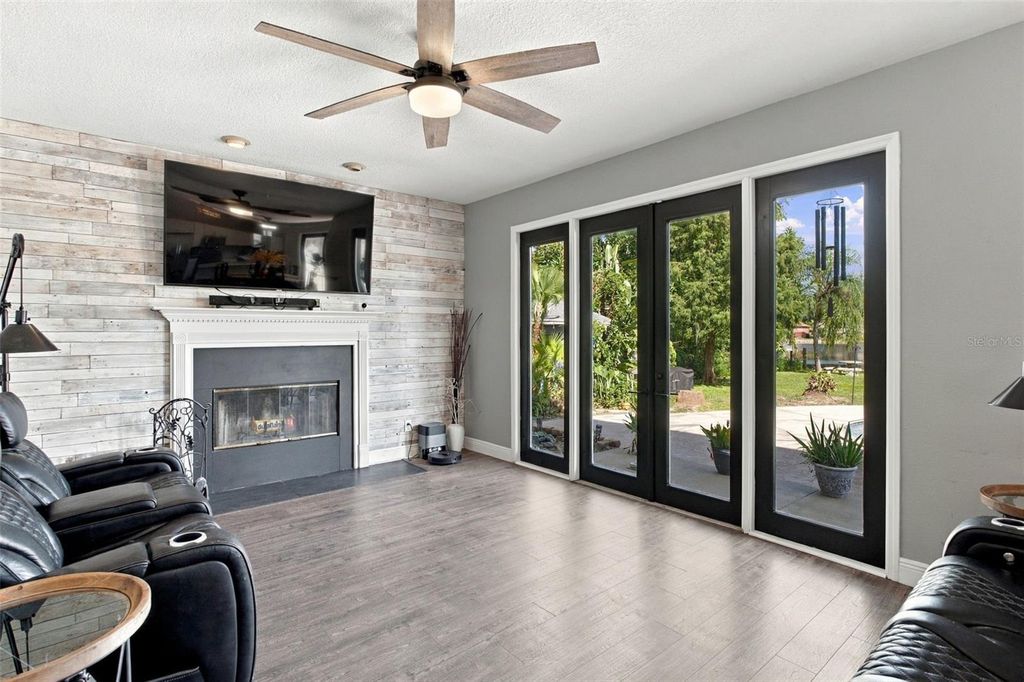 Image 13 of property listing at 8022 TIERRA VERDE DRIVE, Tampa, FL 33617
