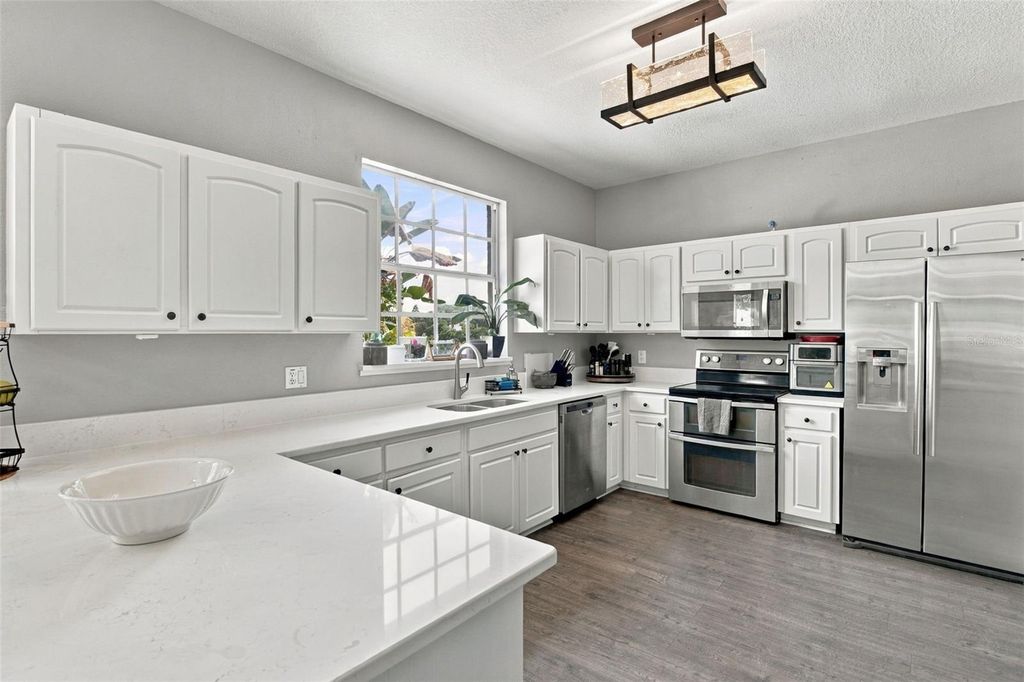 Image 16 of property listing at 8022 TIERRA VERDE DRIVE, Tampa, FL 33617