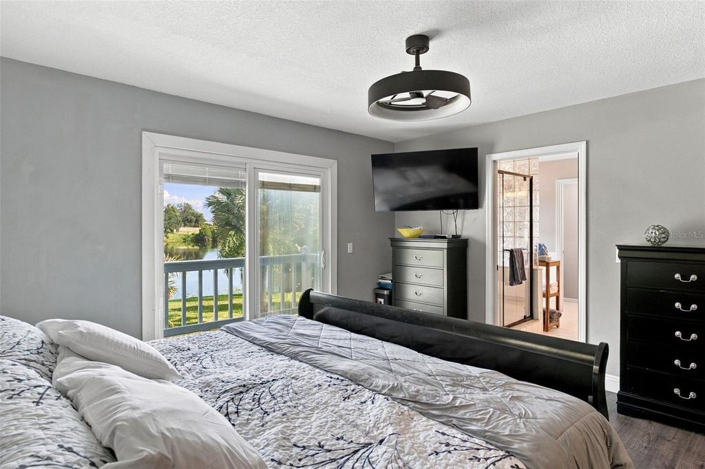 Image 27 of property listing at 8022 TIERRA VERDE DRIVE, Tampa, FL 33617