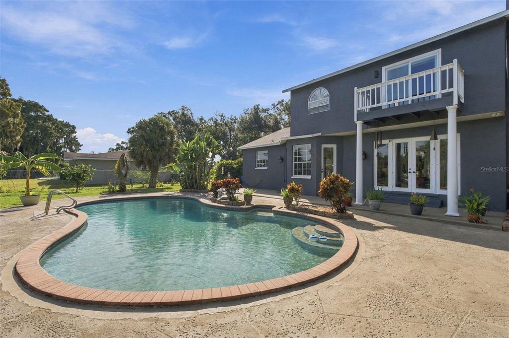 Image 52 of property listing at 8022 TIERRA VERDE DRIVE, Tampa, FL 33617