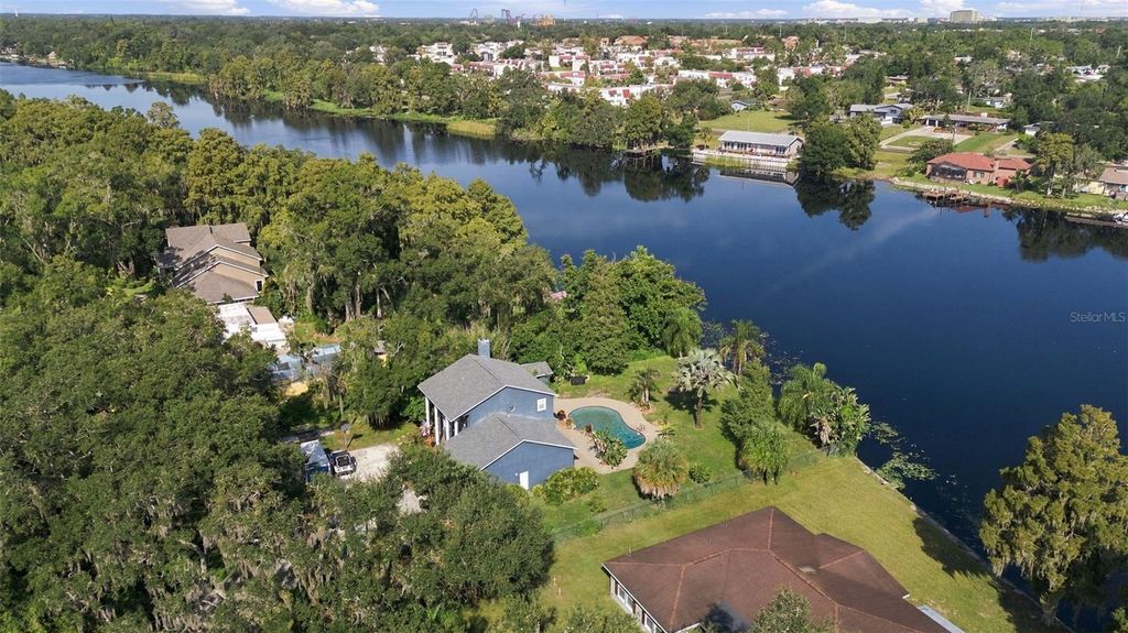 Image 61 of property listing at 8022 TIERRA VERDE DRIVE, Tampa, FL 33617