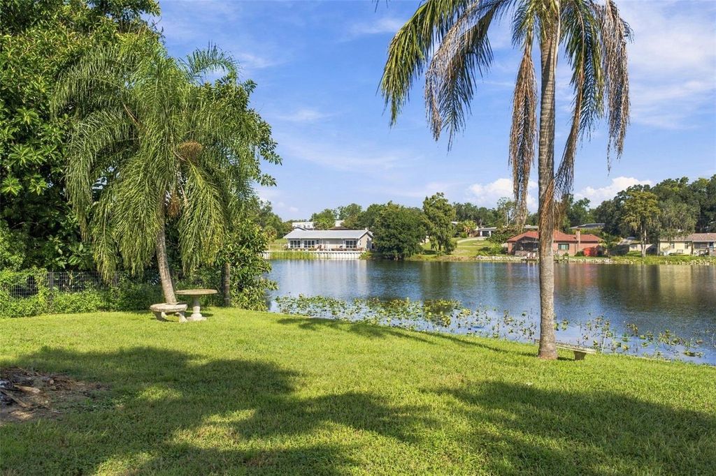 Image 65 of property listing at 8022 TIERRA VERDE DRIVE, Tampa, FL 33617