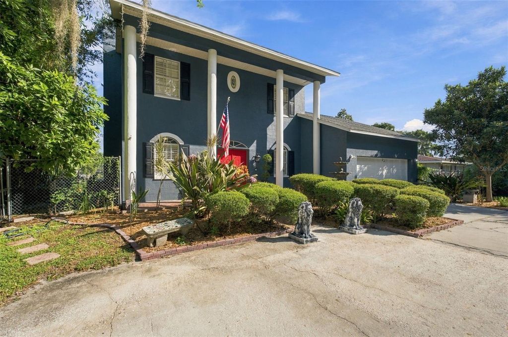 Image 66 of property listing at 8022 TIERRA VERDE DRIVE, Tampa, FL 33617