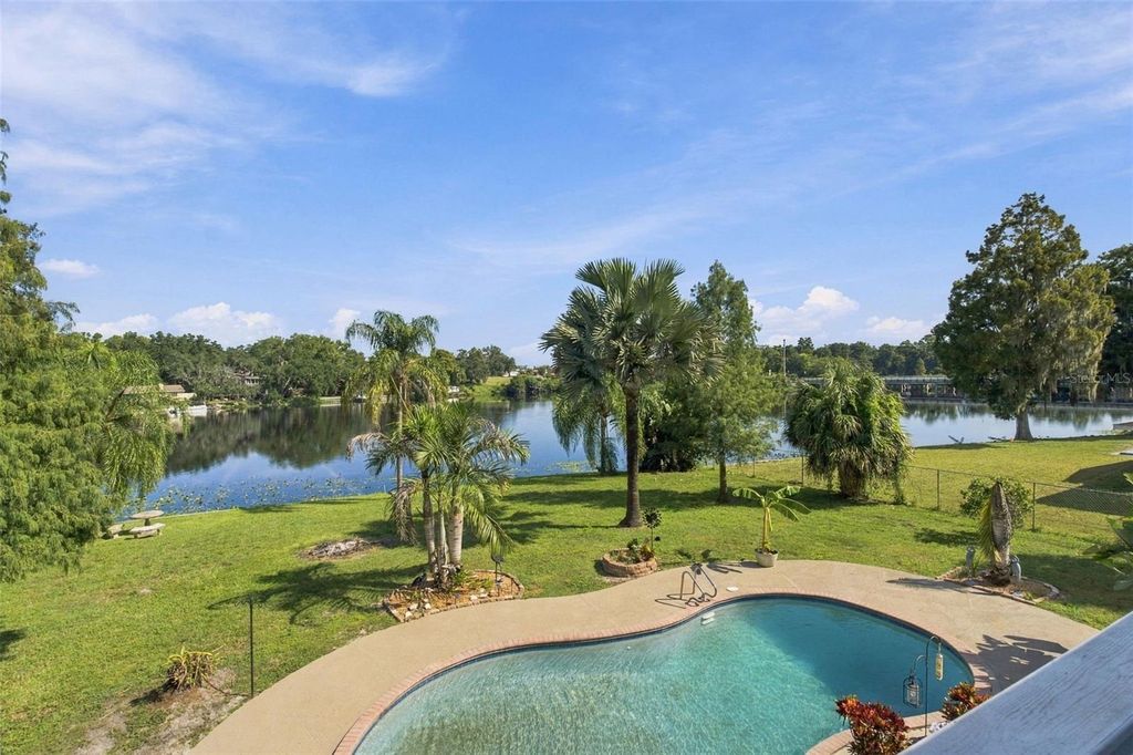 Image 74 of property listing at 8022 TIERRA VERDE DRIVE, Tampa, FL 33617