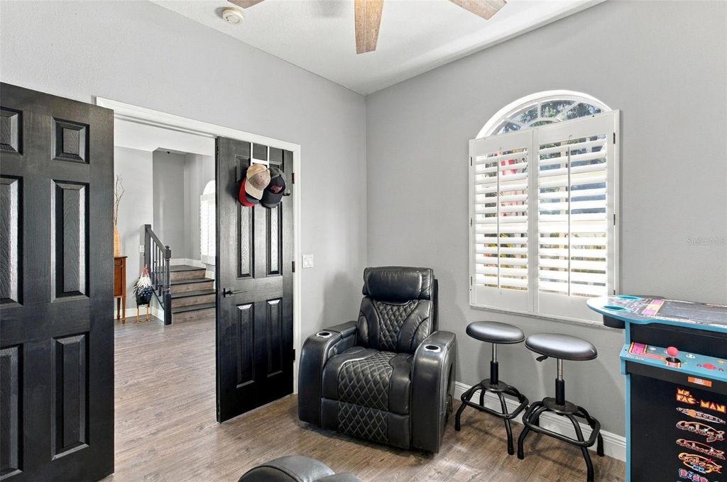 Image 10 of property listing at 8022 TIERRA VERDE DRIVE, Tampa, FL 33617