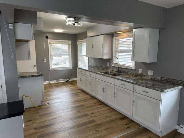 3800 Lasalle STREET, Racine, WI 53402