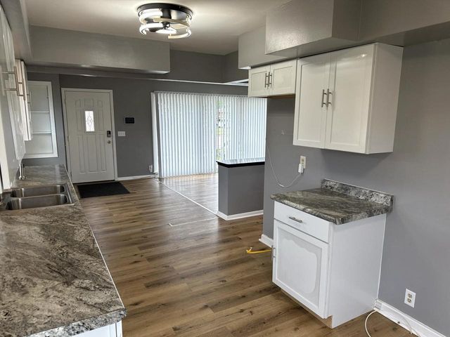 3800 Lasalle STREET, Racine, WI 53402
