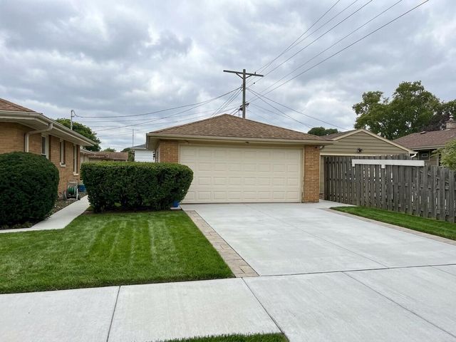 3800 Lasalle STREET, Racine, WI 53402