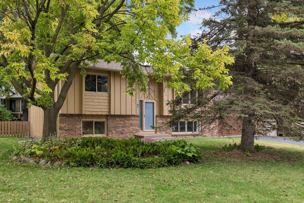 11315 40th Avenue N, Plymouth, MN 55441 — photo 2