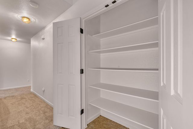 2179 W Rock Creek, Merced, CA 95348