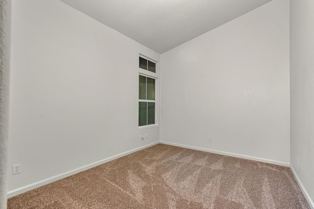 2179 W Rock Creek, Merced, CA 95348