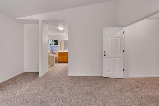 2179 W Rock Creek, Merced, CA 95348