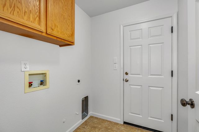 2179 W Rock Creek, Merced, CA 95348