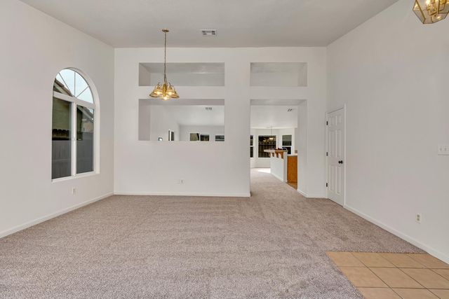 2179 W Rock Creek, Merced, CA 95348