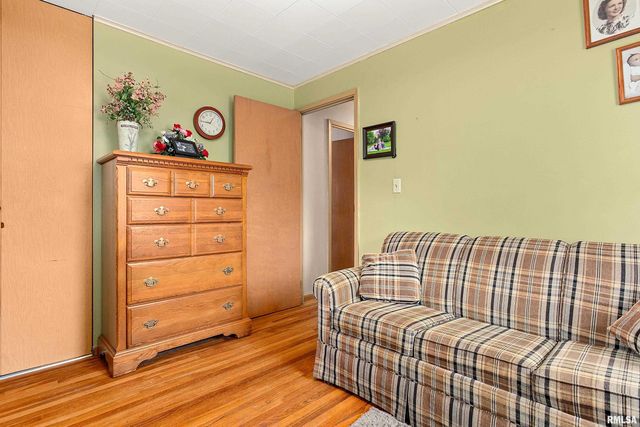 1607 MEMORIAL Drive, Pekin, IL 61554