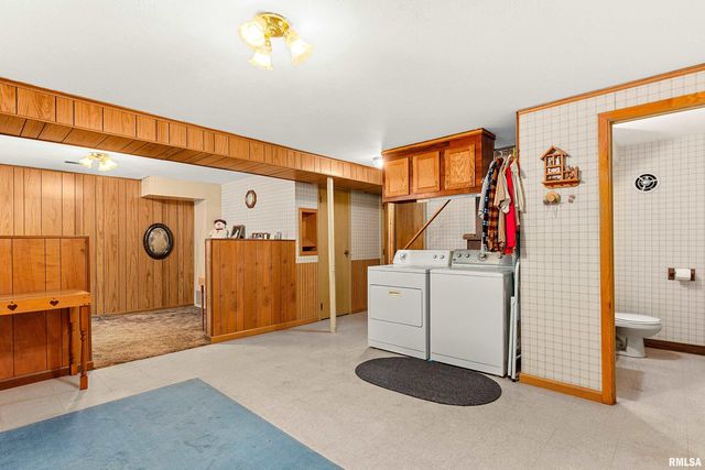 1607 MEMORIAL Drive, Pekin, IL 61554