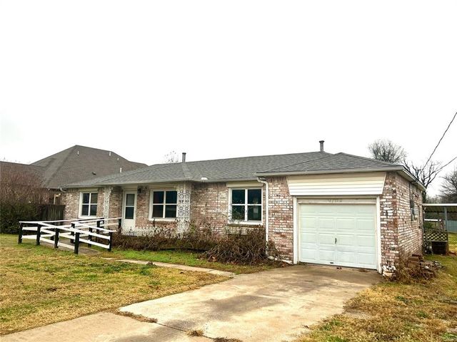 9704 E Reno Avenue, Midwest City, OK 73130
