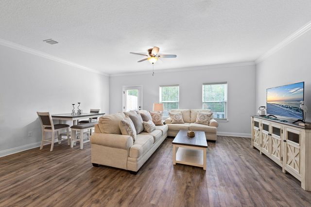 1712 Sound Haven Court Court, Navarre, FL 32566