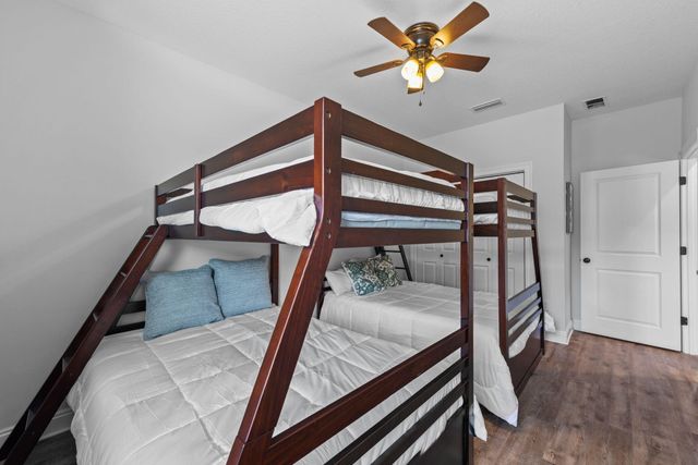 1712 Sound Haven Court Court, Navarre, FL 32566