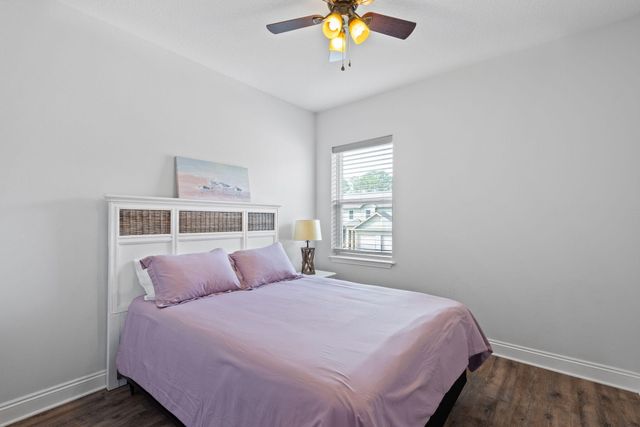 1712 Sound Haven Court Court, Navarre, FL 32566