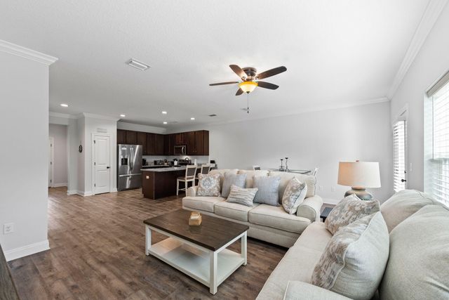 1712 Sound Haven Court Court, Navarre, FL 32566