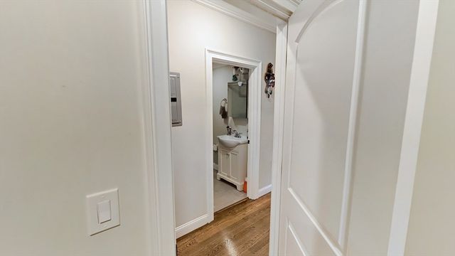 75 Morris St. 2, Boston, MA 02128