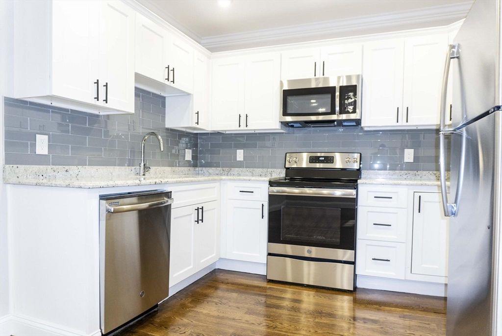 75 Morris St. 2, Boston, MA 02128