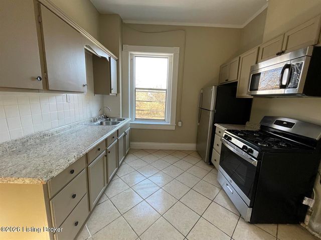 1313 S Floyd St, Louisville, KY 40208