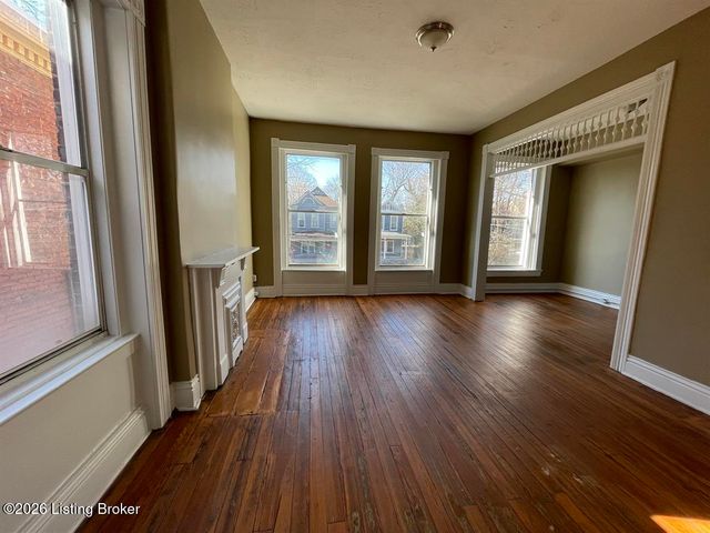1313 S Floyd St, Louisville, KY 40208
