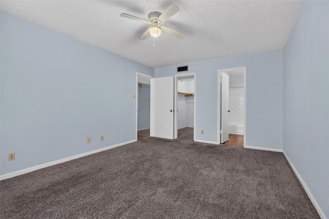 700 Thicket Lane 304, Houston, TX 77079