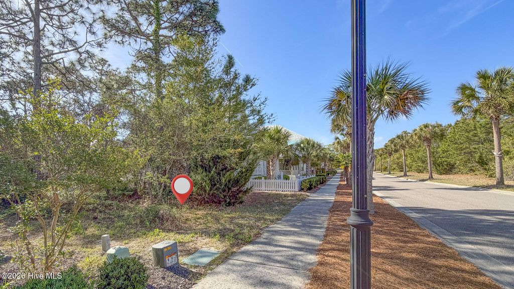 Image 4 of property listing at 1307 Croaker Lane, Carolina Beach, NC 28428