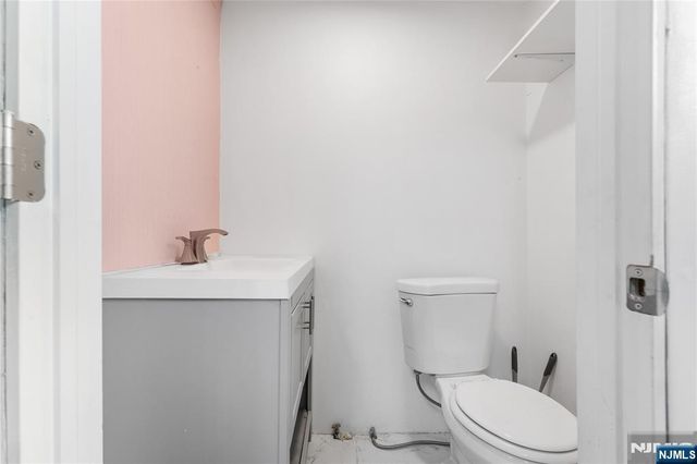 43 Merchant Street 216, Newark, NJ 07105