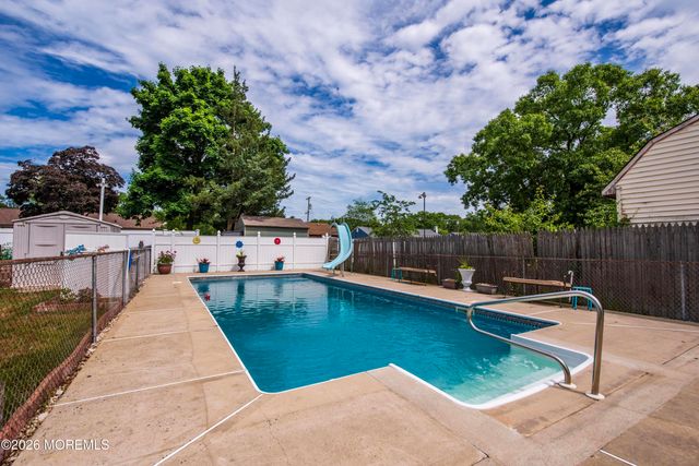 133 Poplar Way, Brick, NJ 08724