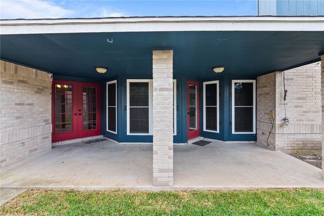 4534 Megal Dr, Corpus Christi, TX 78413