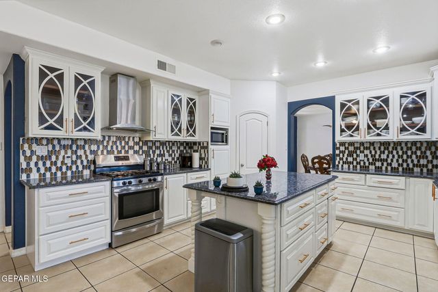 12540 TIERRA NOGAL Drive, El Paso, TX 79938