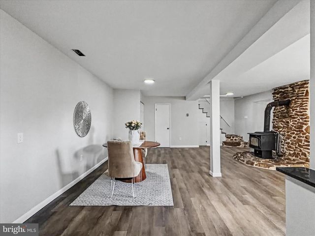 303 YORK RD, New Cumberland, PA 17070