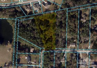700 Block Pinebrook Cir, Cantonment, FL 32533