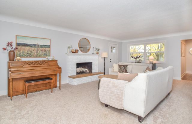 7607 53rd Avenue N, New Hope, MN 55428