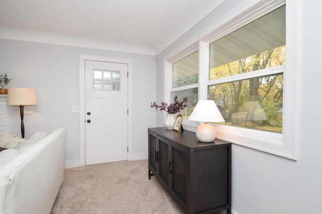 7607 53rd Avenue N, New Hope, MN 55428