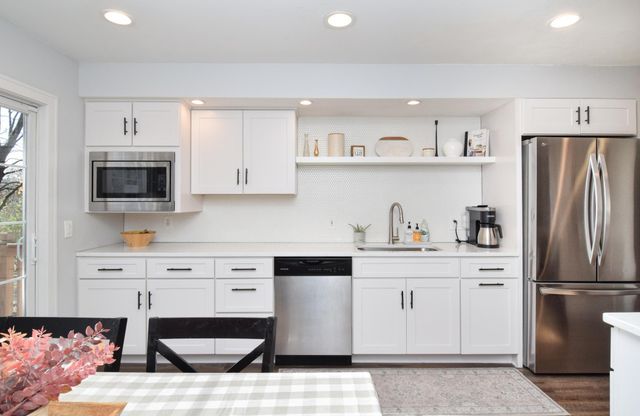 7607 53rd Avenue N, New Hope, MN 55428