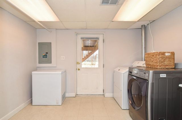 7607 53rd Avenue N, New Hope, MN 55428